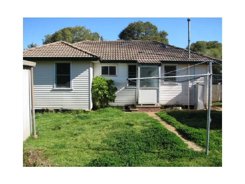 11 Madang Street, Ashmont NSW 2650