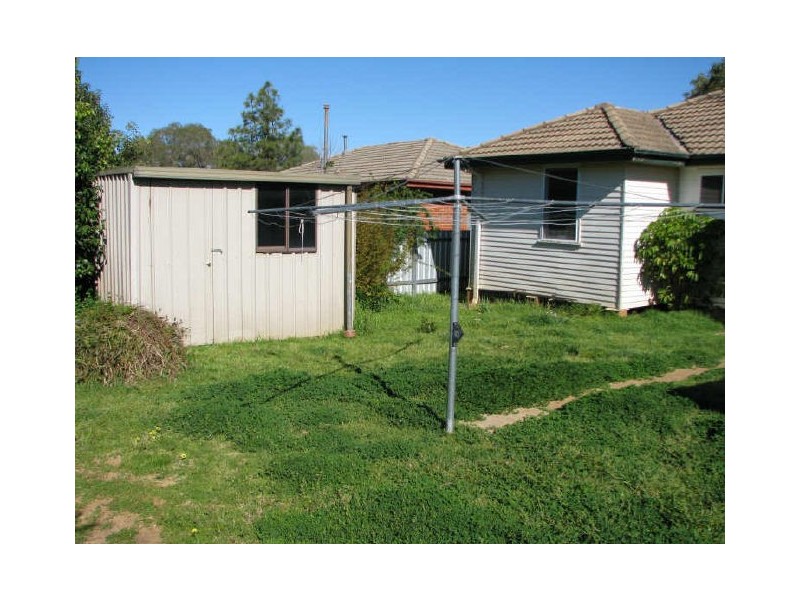 11 Madang Street, Ashmont NSW 2650