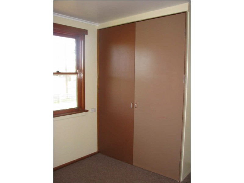 11 Madang Street, Ashmont NSW 2650