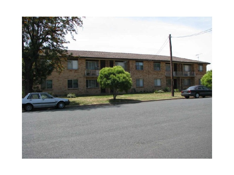 2/69 Beckwith Street, Wagga Wagga NSW 2650