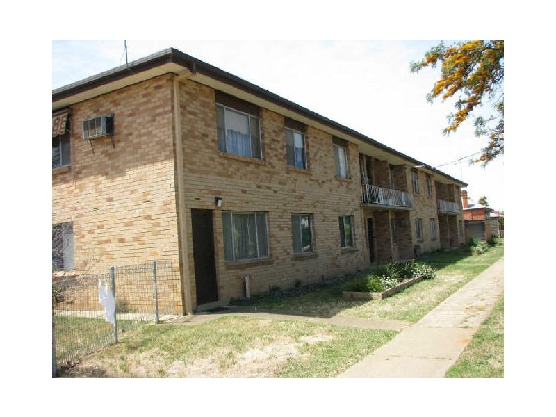 8/69 Beckwith Street, Wagga Wagga NSW 2650