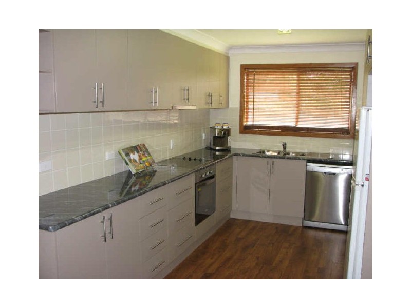 19 Vestey Street, Wagga Wagga NSW 2650