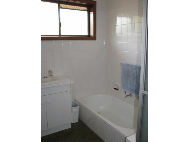 19 Vestey Street, Wagga Wagga NSW 2650