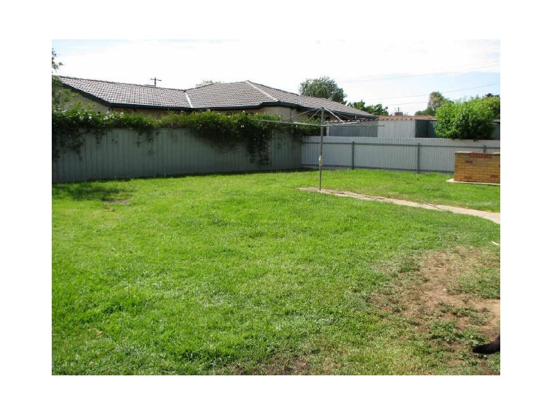 19 Vestey Street, Wagga Wagga NSW 2650