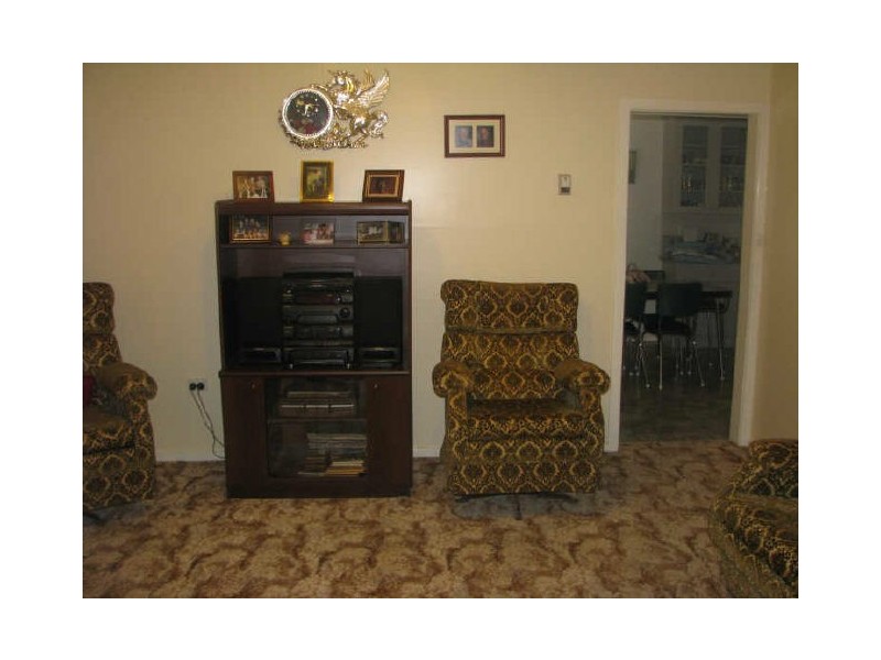 9 Paull Street, Kooringal NSW 2650