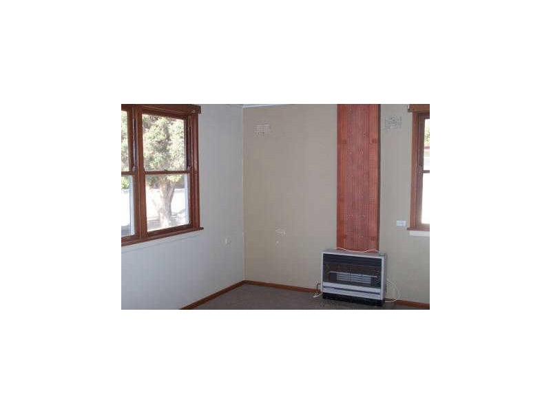 10 Madang Street, Ashmont NSW 2650