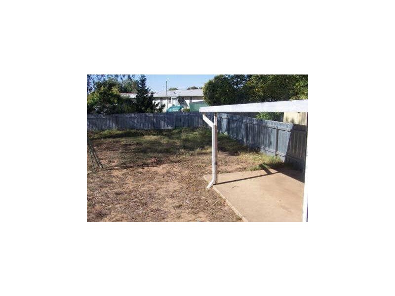 9 Sepik Road, Ashmont NSW 2650