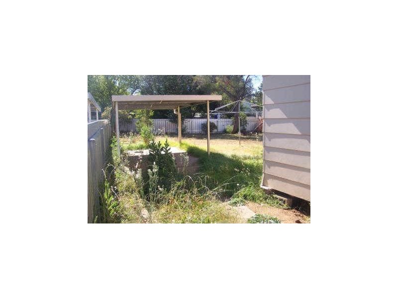 6 Lae Avenue, Ashmont NSW 2650