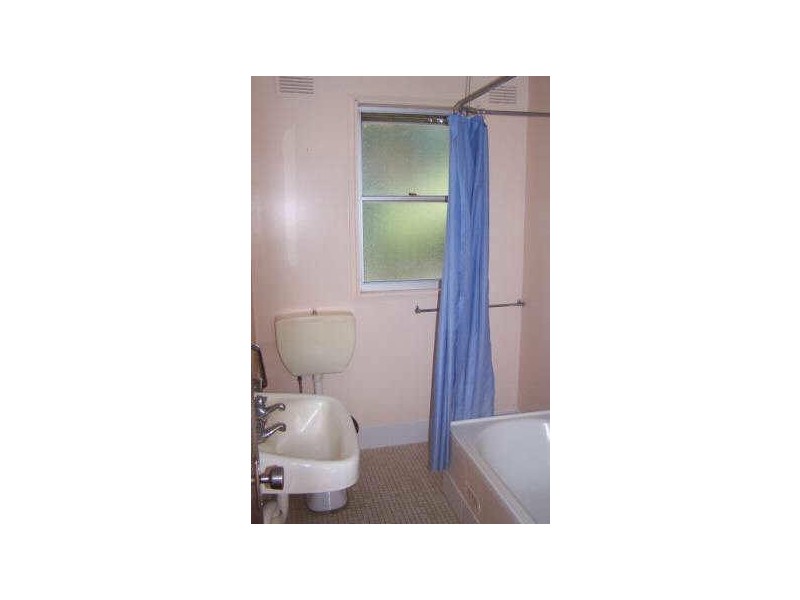 30 Adams Street, Ashmont NSW 2650