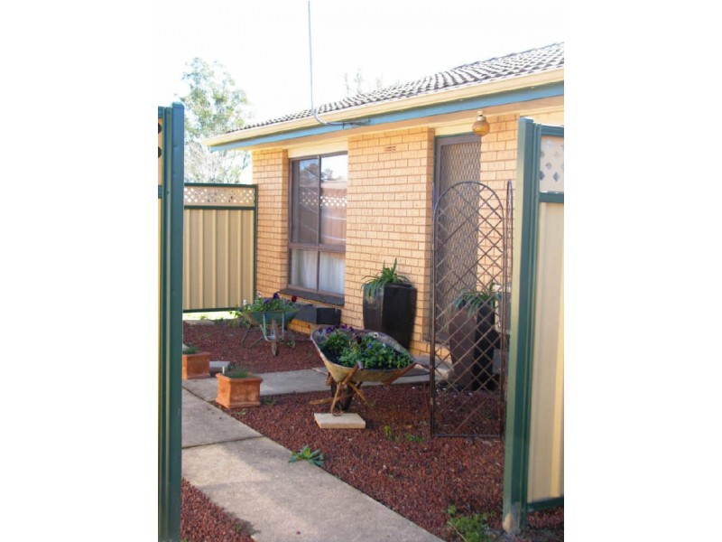 2/18-20 Vestey Street, Wagga Wagga NSW 2650