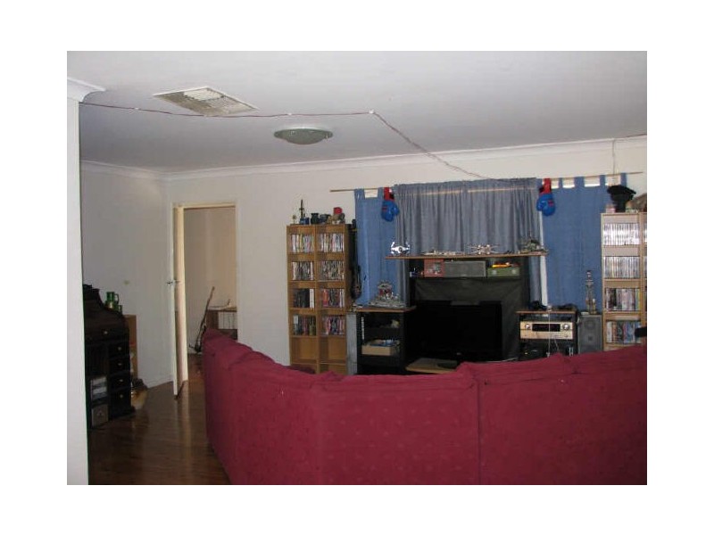 29 Waranga Avenue, Mount Austin NSW 2650