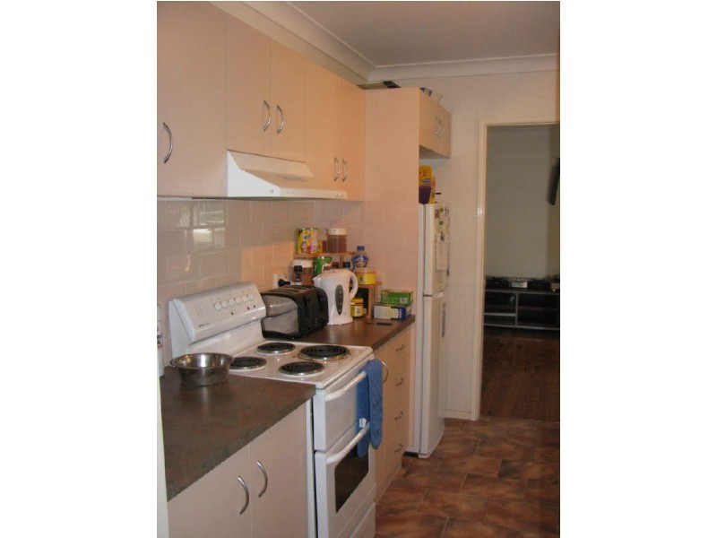 29 Waranga Avenue, Mount Austin NSW 2650