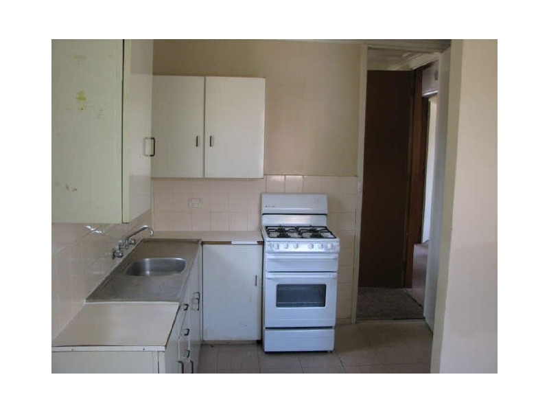 25 Ziegler Avenue, Kooringal NSW 2650