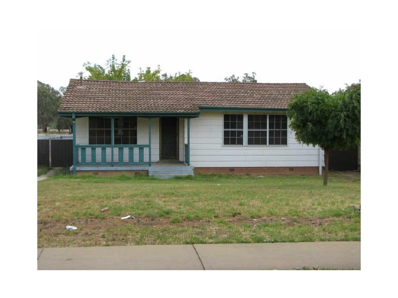 40 Adams Street, Ashmont NSW 2650