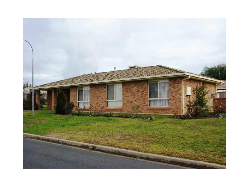 88 Undurra Drive, Glenfield Park NSW 2650