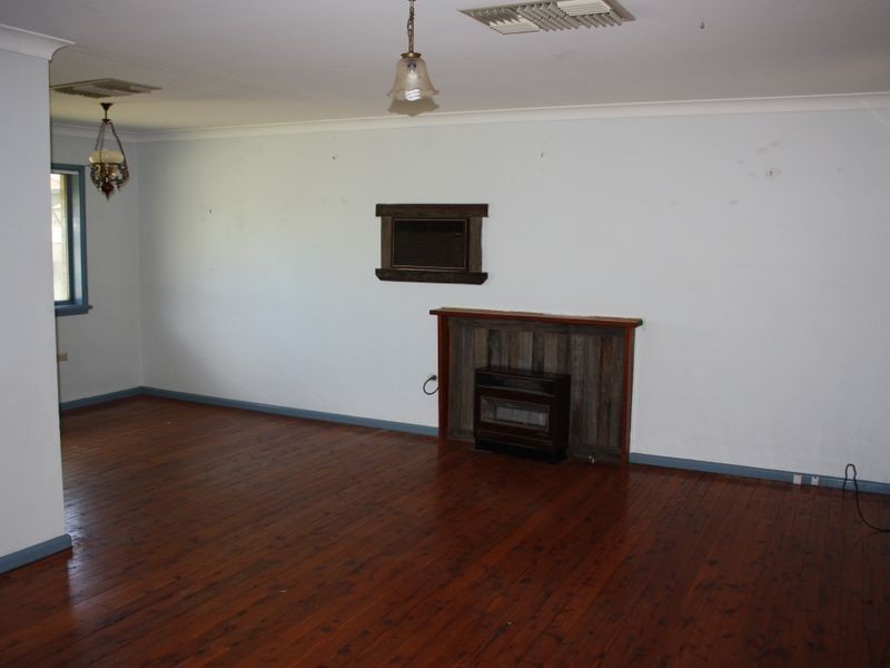 218 Fernleigh Road, Ashmont NSW 2650