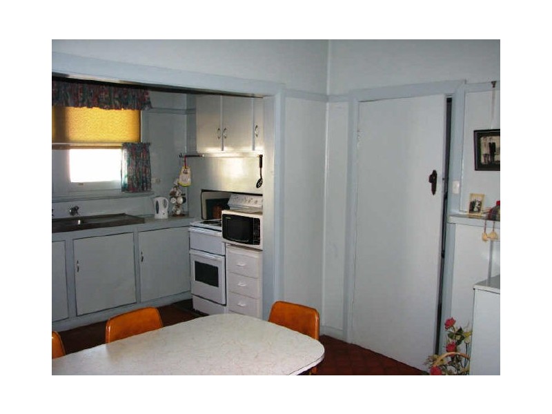 11 Mill Street, Wagga Wagga NSW 2650