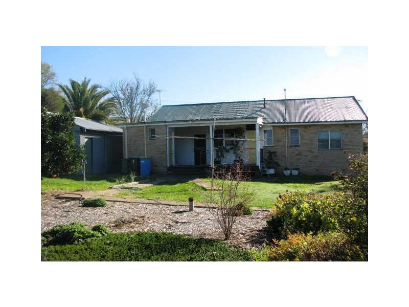 10 John Street, Kooringal NSW 2650