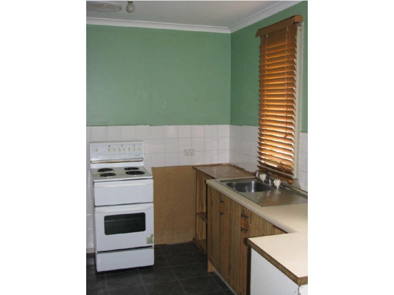 69 McKell Avenue, Mount Austin NSW 2650