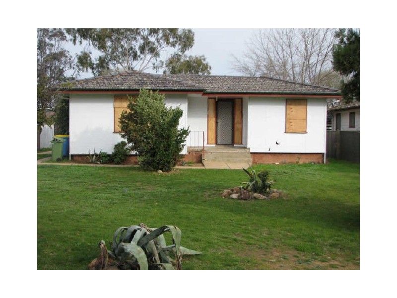 16 Marshall Street, Ashmont NSW 2650