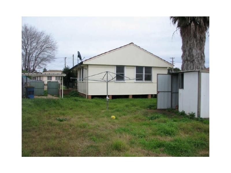 27 Sepik Road, Ashmont NSW 2650