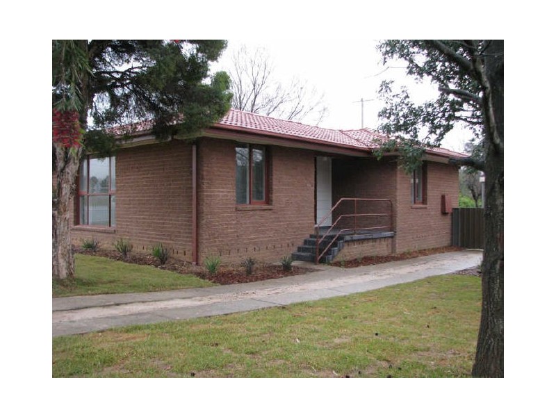 53 Bruce Street, Tolland NSW 2650