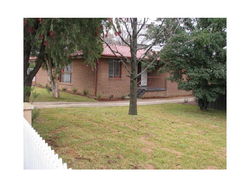 53 Bruce Street, Tolland NSW 2650