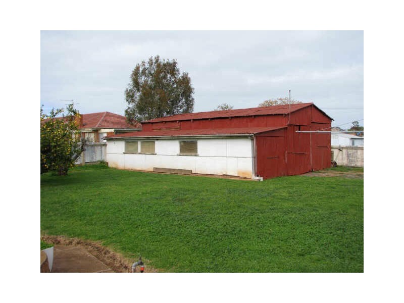 23 Stinson Street, Coolamon NSW 2701