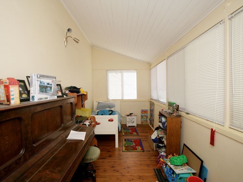 28 Kildare Street, Turvey Park NSW 2650