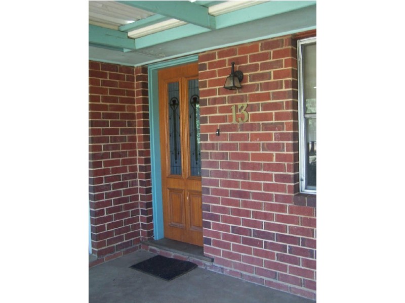 13 Stanley Street, Kooringal NSW 2650