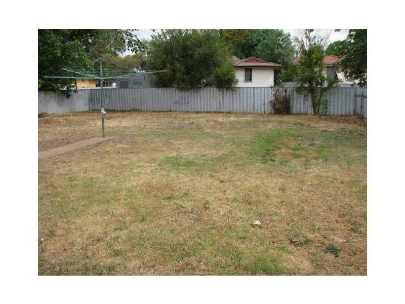 44 Bruce Street, Wagga Wagga NSW 2650