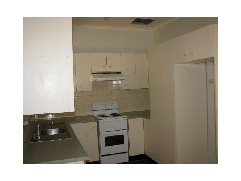 1/396 Lake Albert Road, Kooringal NSW 2650