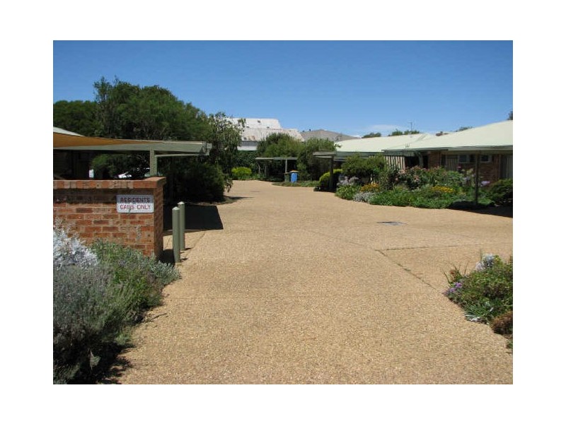 5/10 Bulolo Street, Ashmont NSW 2650