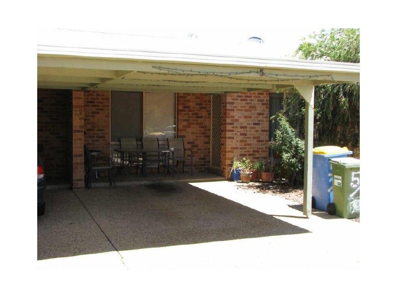 5/10 Bulolo Street, Ashmont NSW 2650