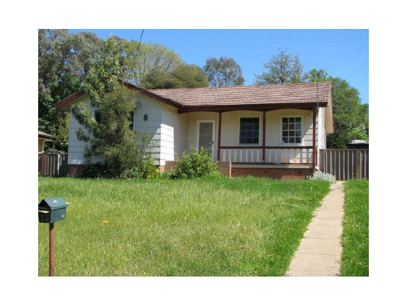 17 Ziegler Avenue, Kooringal NSW 2650