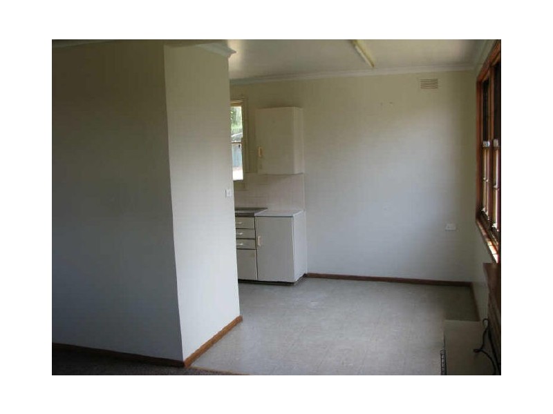 17 Ziegler Avenue, Kooringal NSW 2650