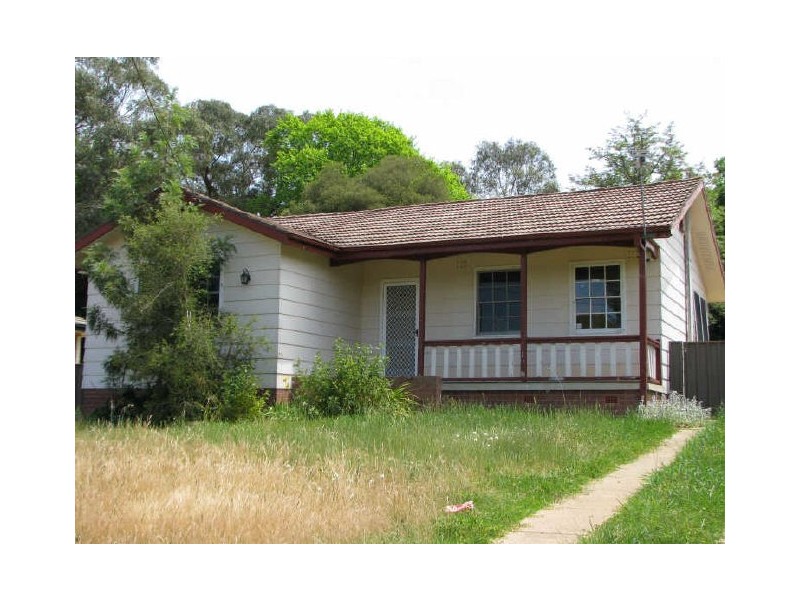 17 Ziegler Avenue, Kooringal NSW 2650