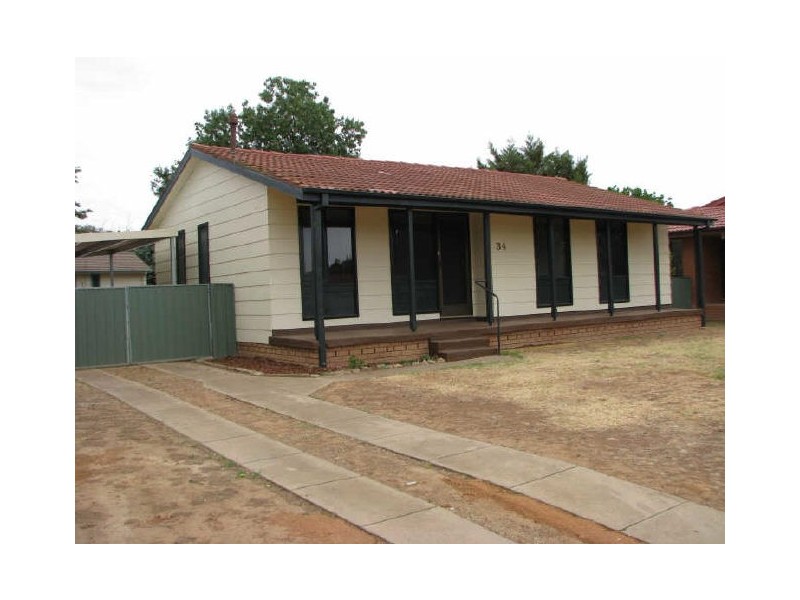 34 Bruce Street, Tolland NSW 2650