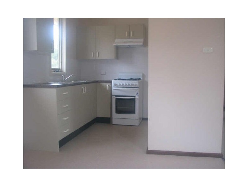 34 Bruce Street, Tolland NSW 2650