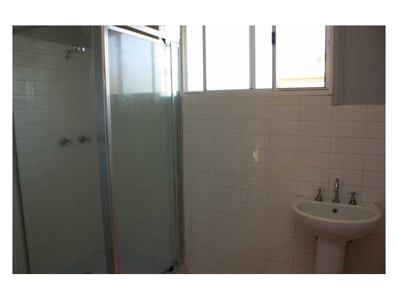 1/17 Craft Street, Lake Albert NSW 2650