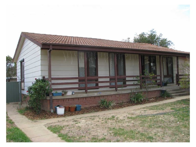 69 Mckell Avenue, Mount Austin NSW 2650