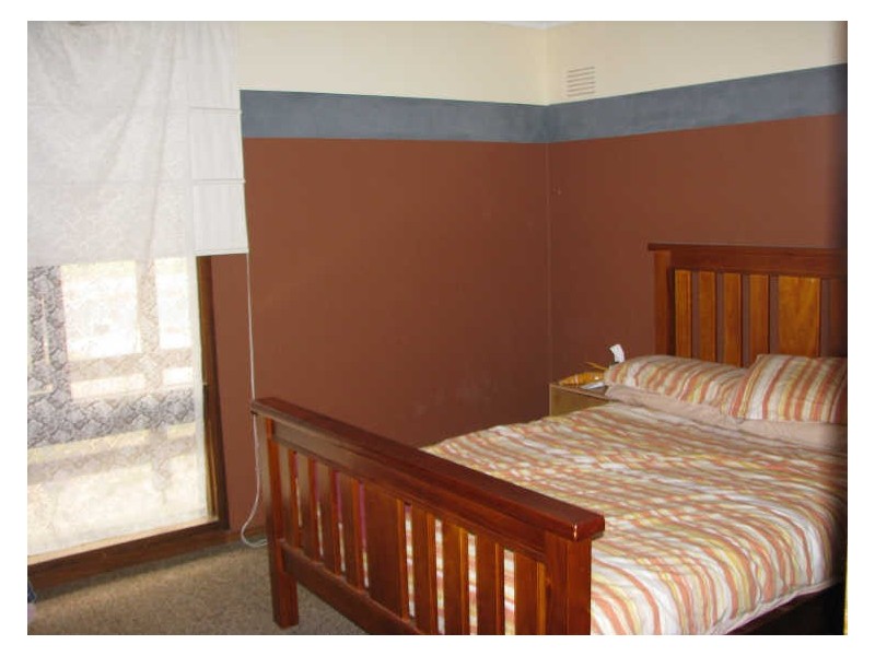 69 Mckell Avenue, Mount Austin NSW 2650