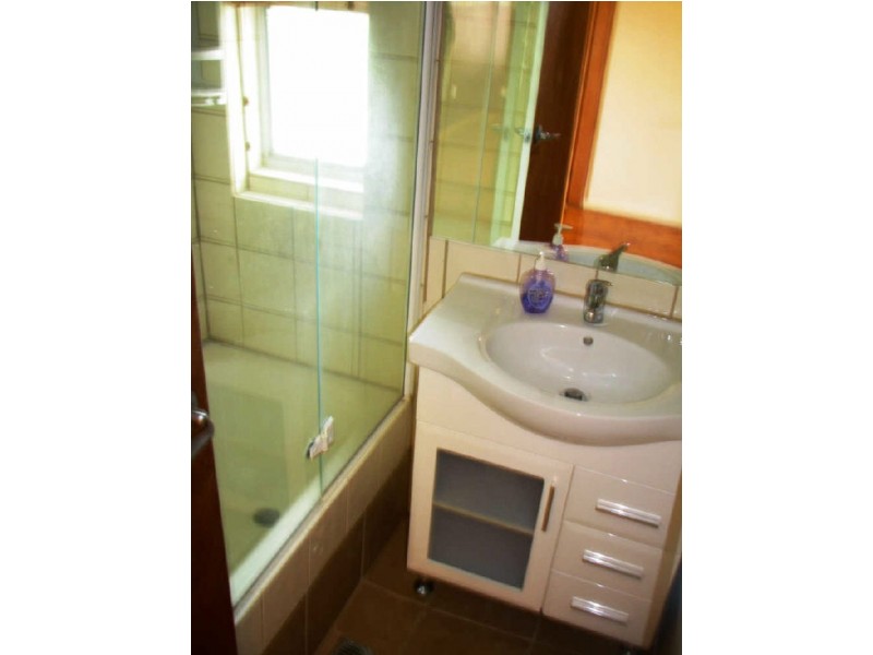 72 Fernleigh Road, Mount Austin NSW 2650