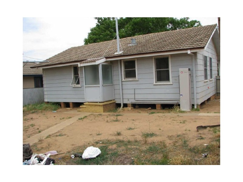 24 Sepik Road, Ashmont NSW 2650