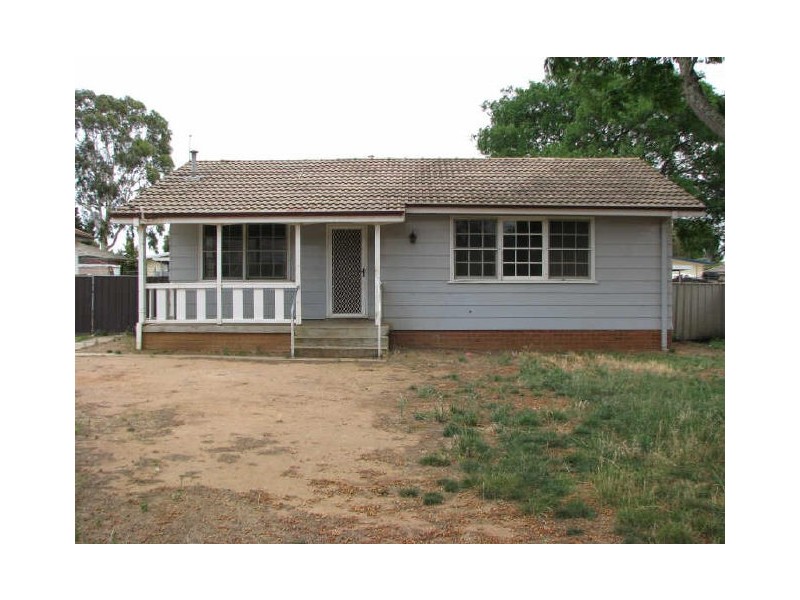 24 Sepik Road, Ashmont NSW 2650