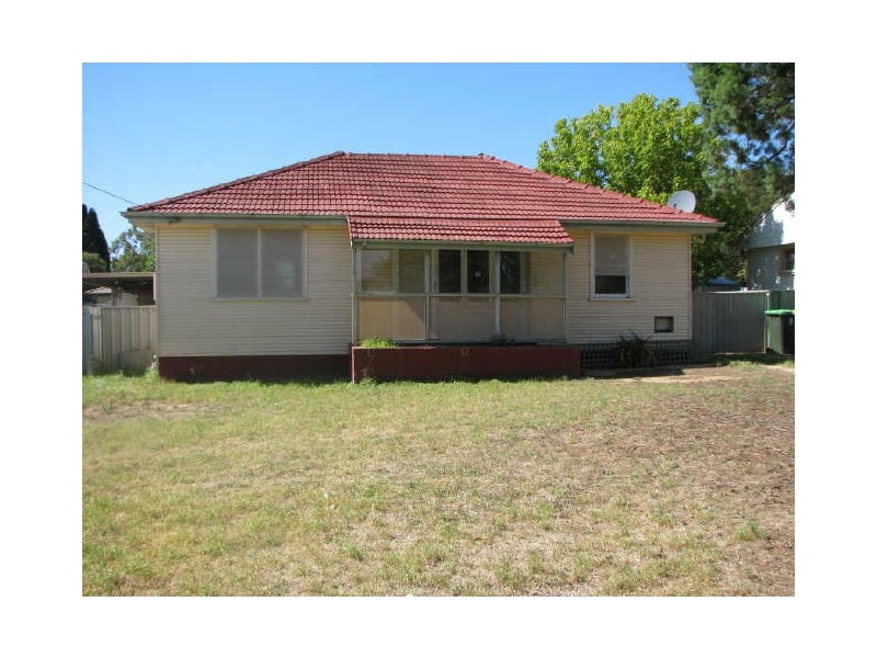 8 Buna Street, Ashmont NSW 2650