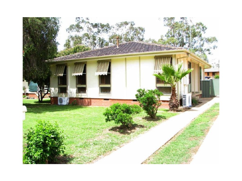 11 Adams Street, Ashmont NSW 2650