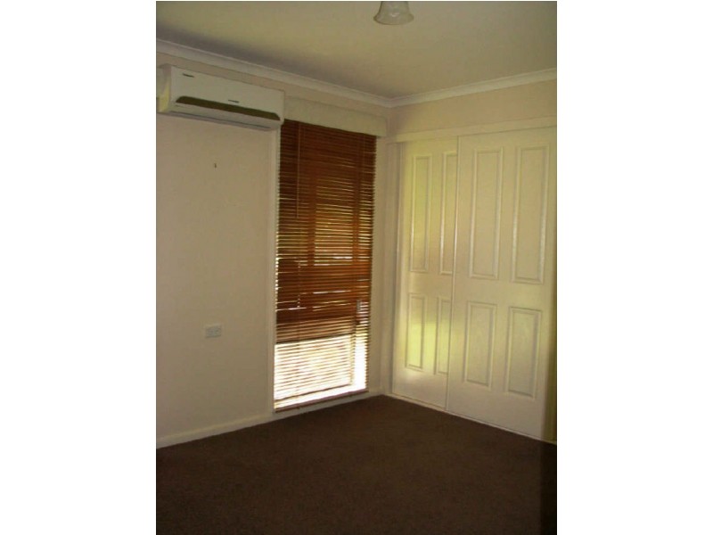 11 Adams Street, Ashmont NSW 2650