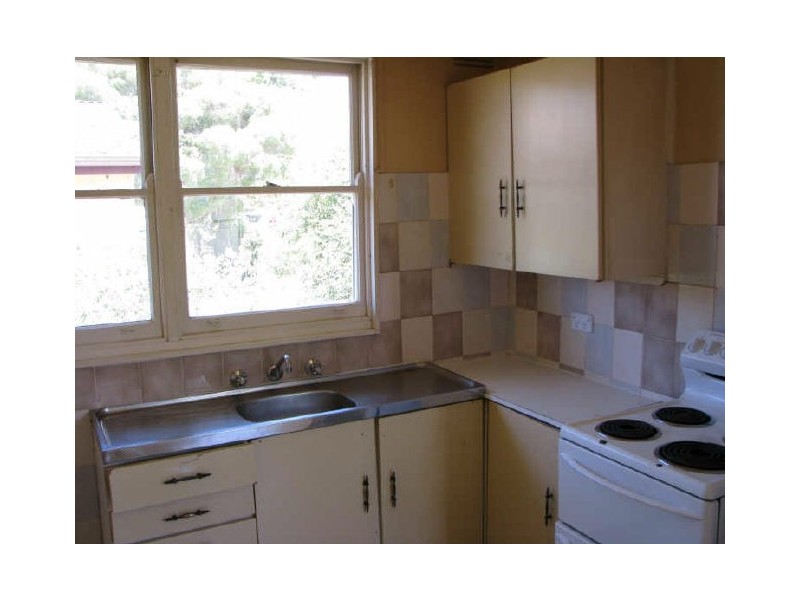 18 Baird Avenue, Kooringal NSW 2650