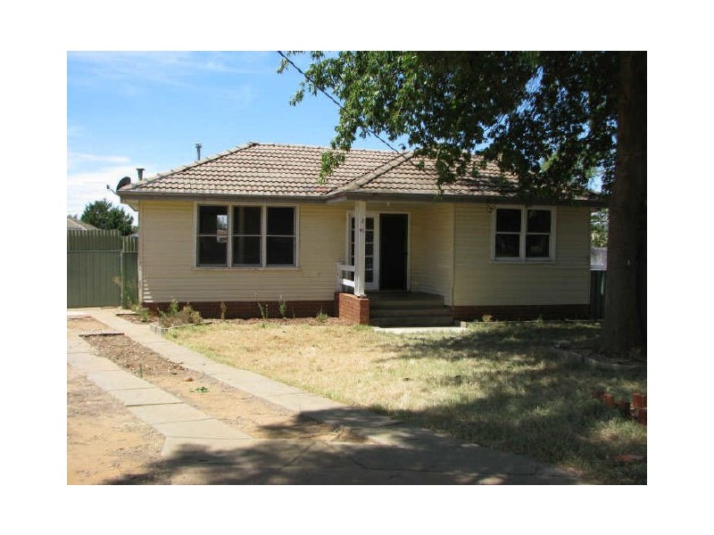 3 Timor Place, Ashmont NSW 2650